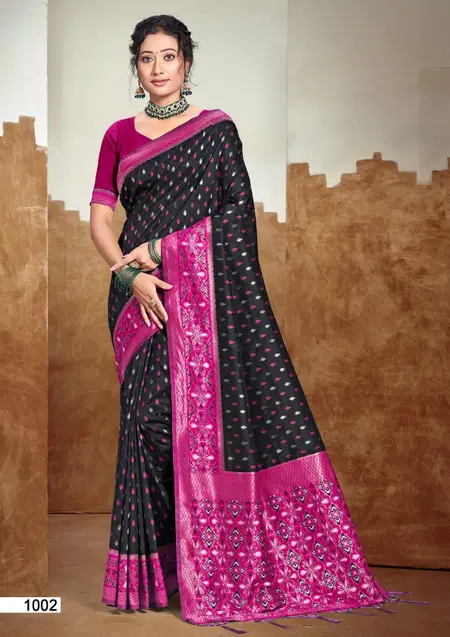 Pochampalli 17 By Bunawat Silk Traditional Woven Sarees Exporters In India